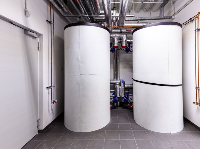 Commercial hot water holding tanks